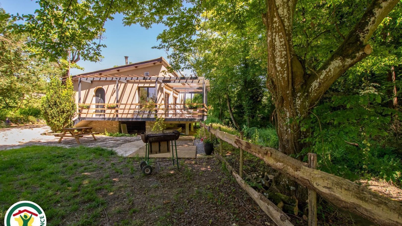 Photo of Patio Balcony in Avenay-Val-d'Or