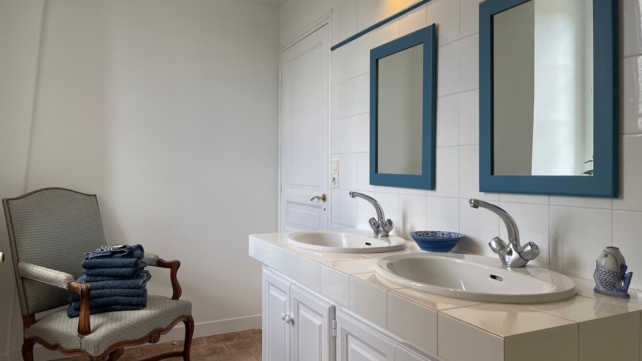 Photo of Bathroom in Paucourt