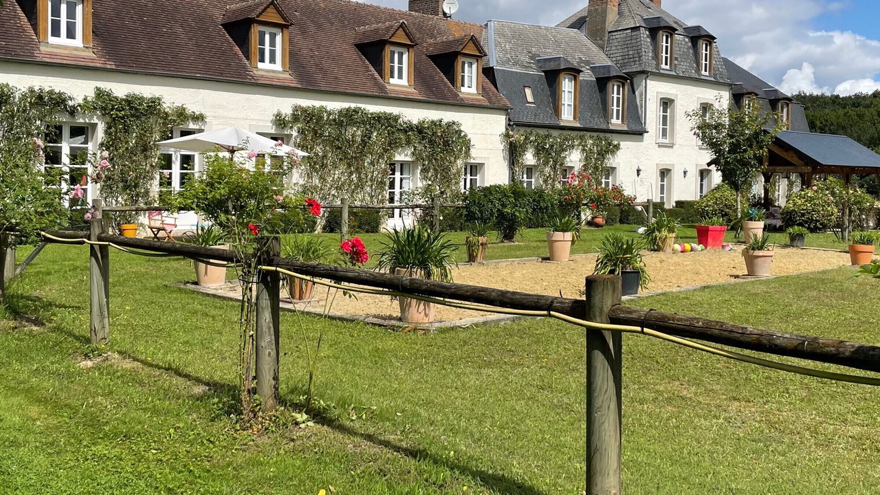 Photo of Outdoor in Paucourt