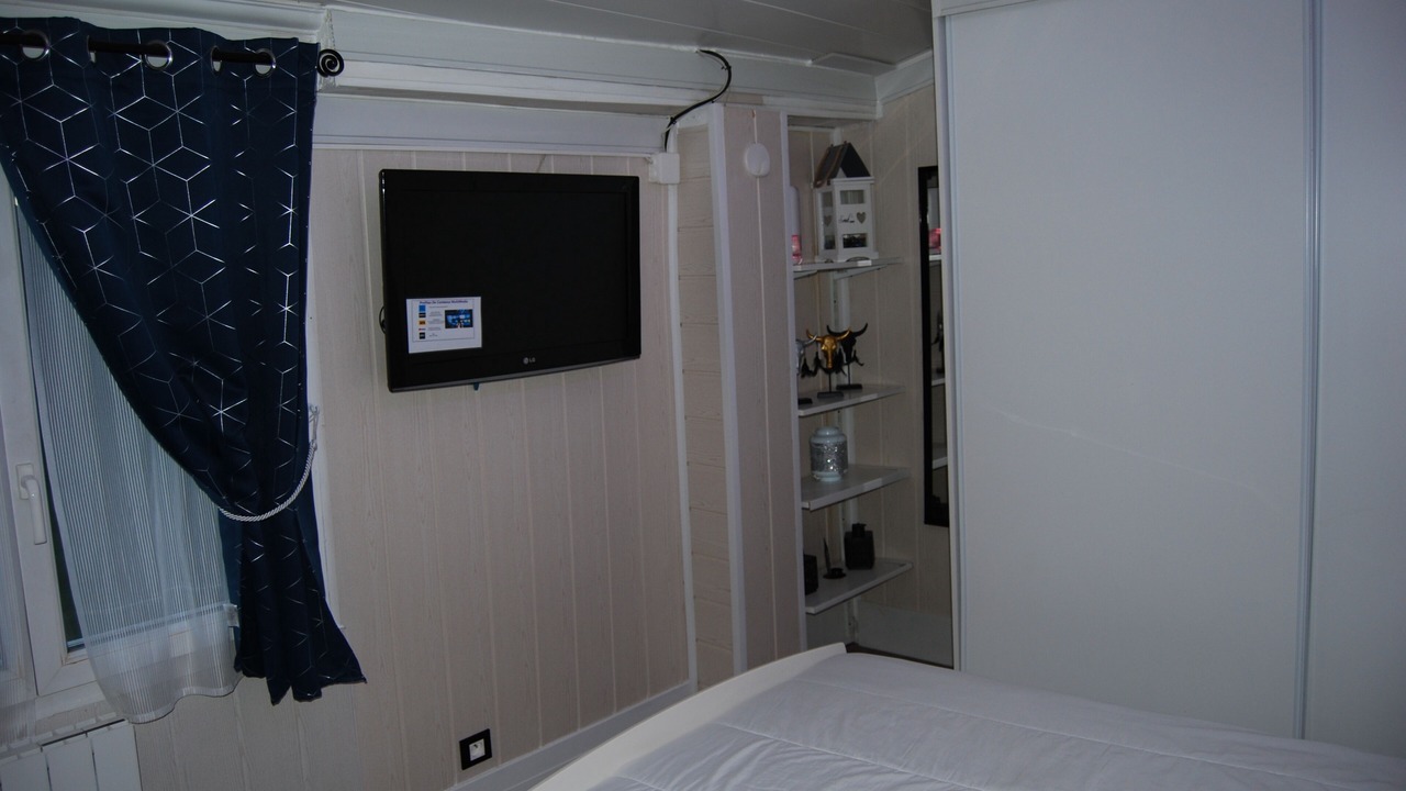 Photo of Bedroom in Dammartin-en-Goele
