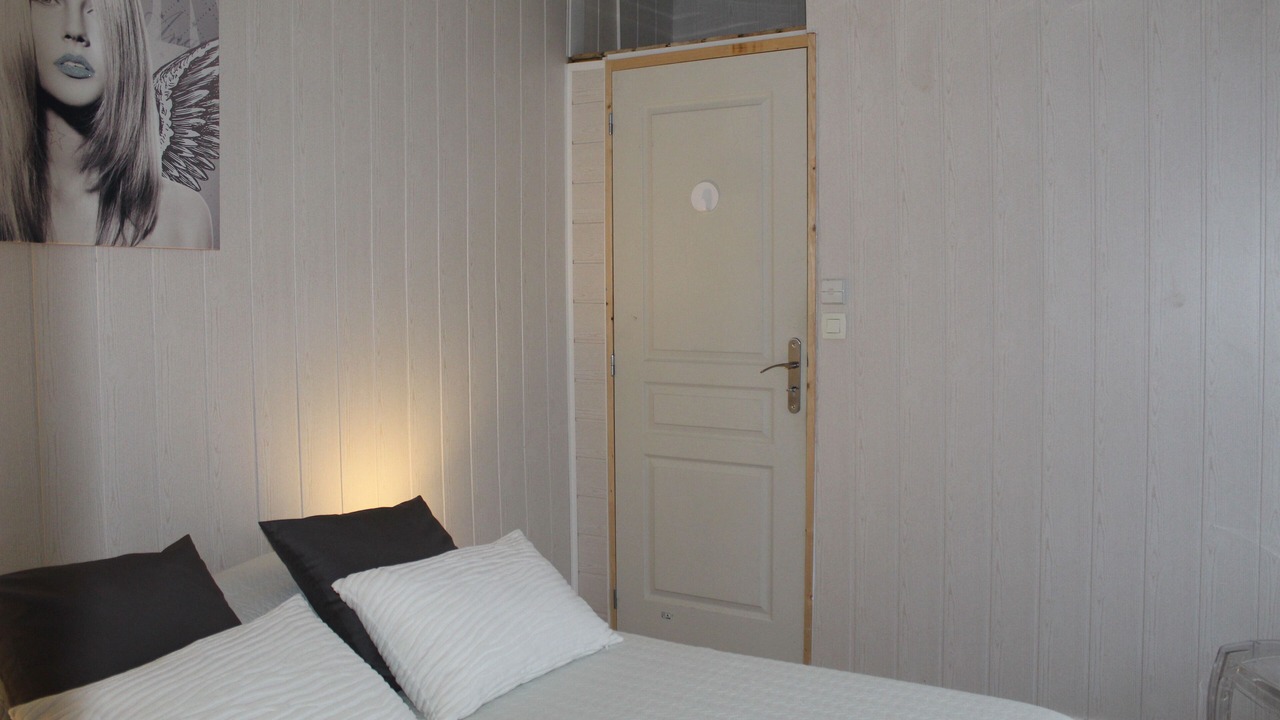 Photo of Bedroom in Dammartin-en-Goele