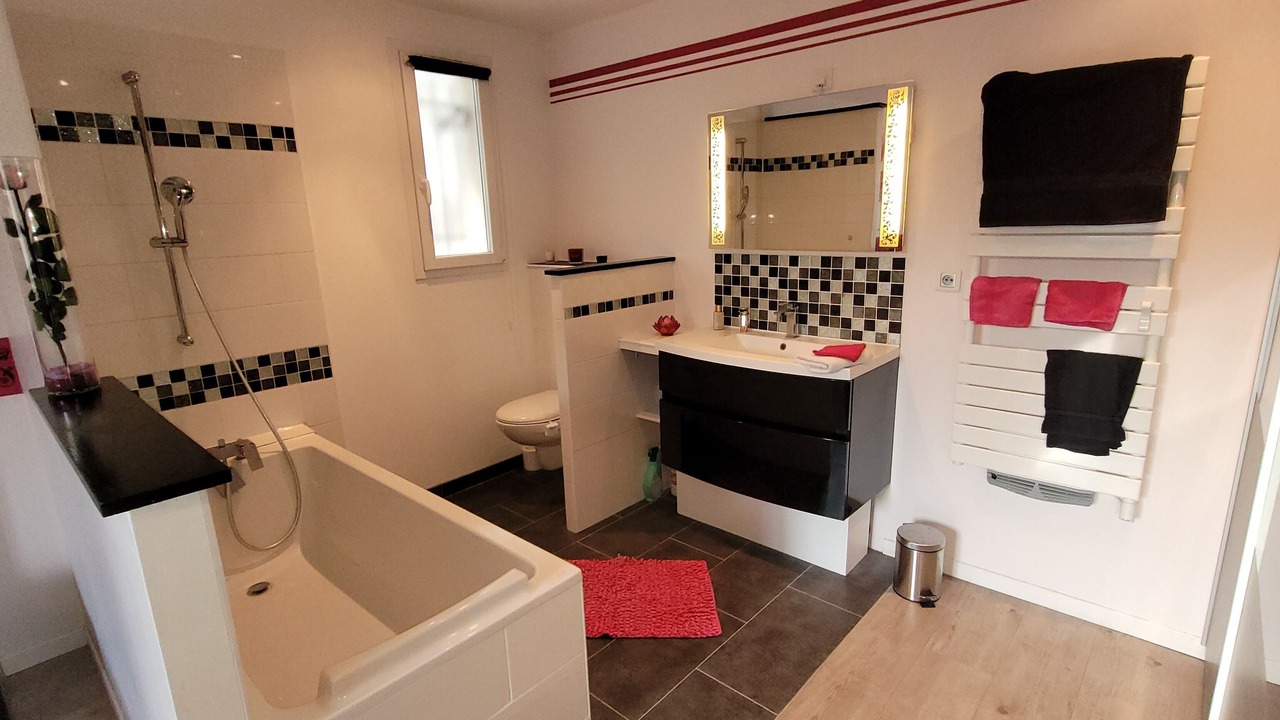 Photo of Bathroom in Chambly