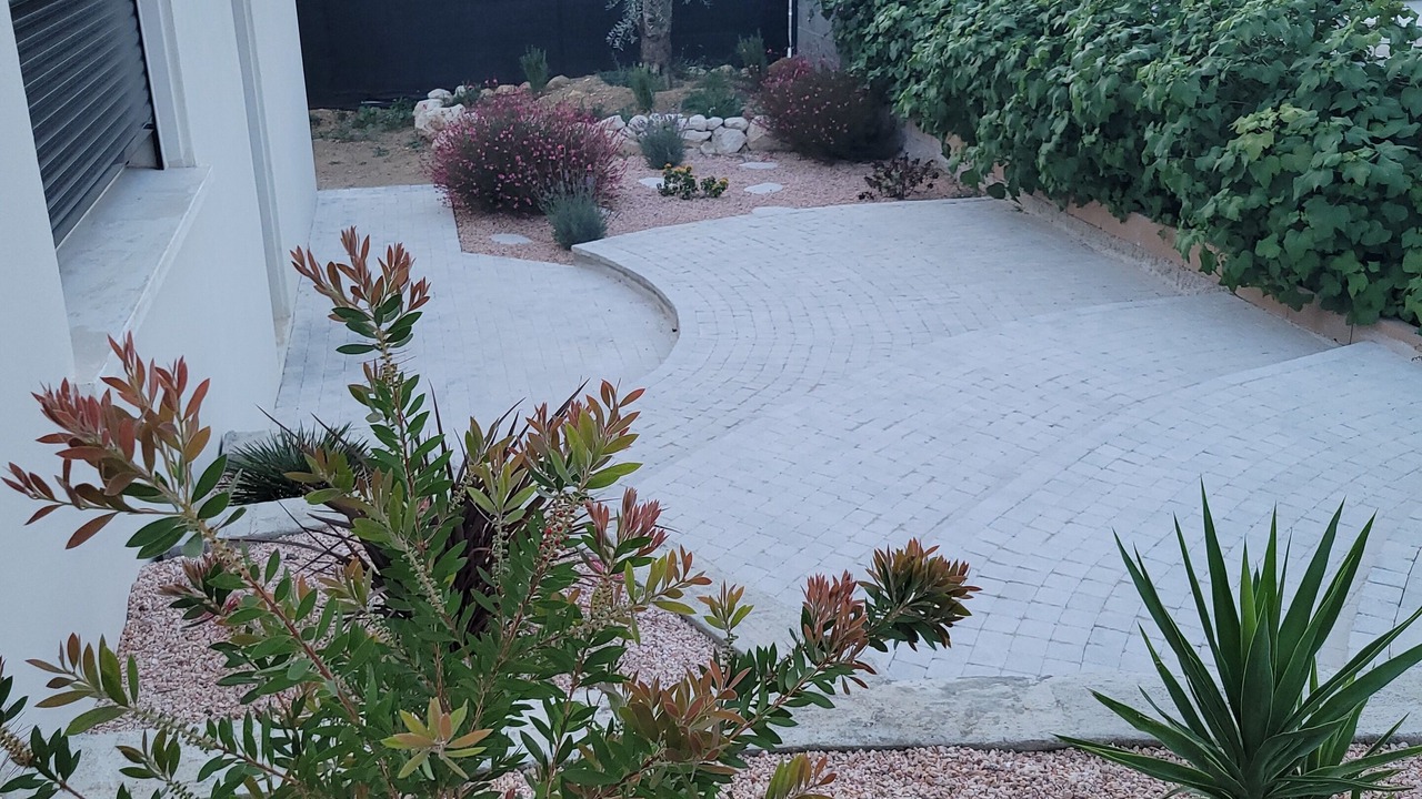 Photo of Outdoor in Aumelas