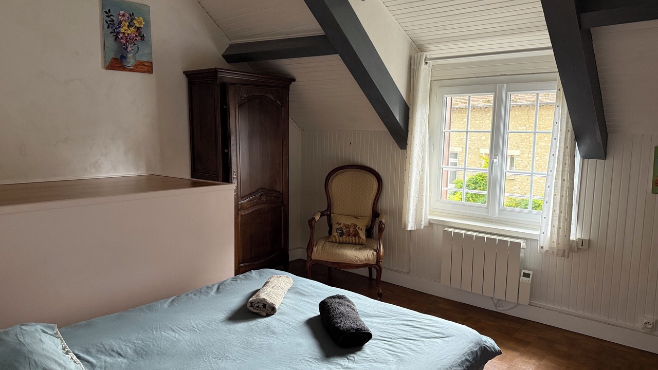 Photo of Bedroom in Breuilpont