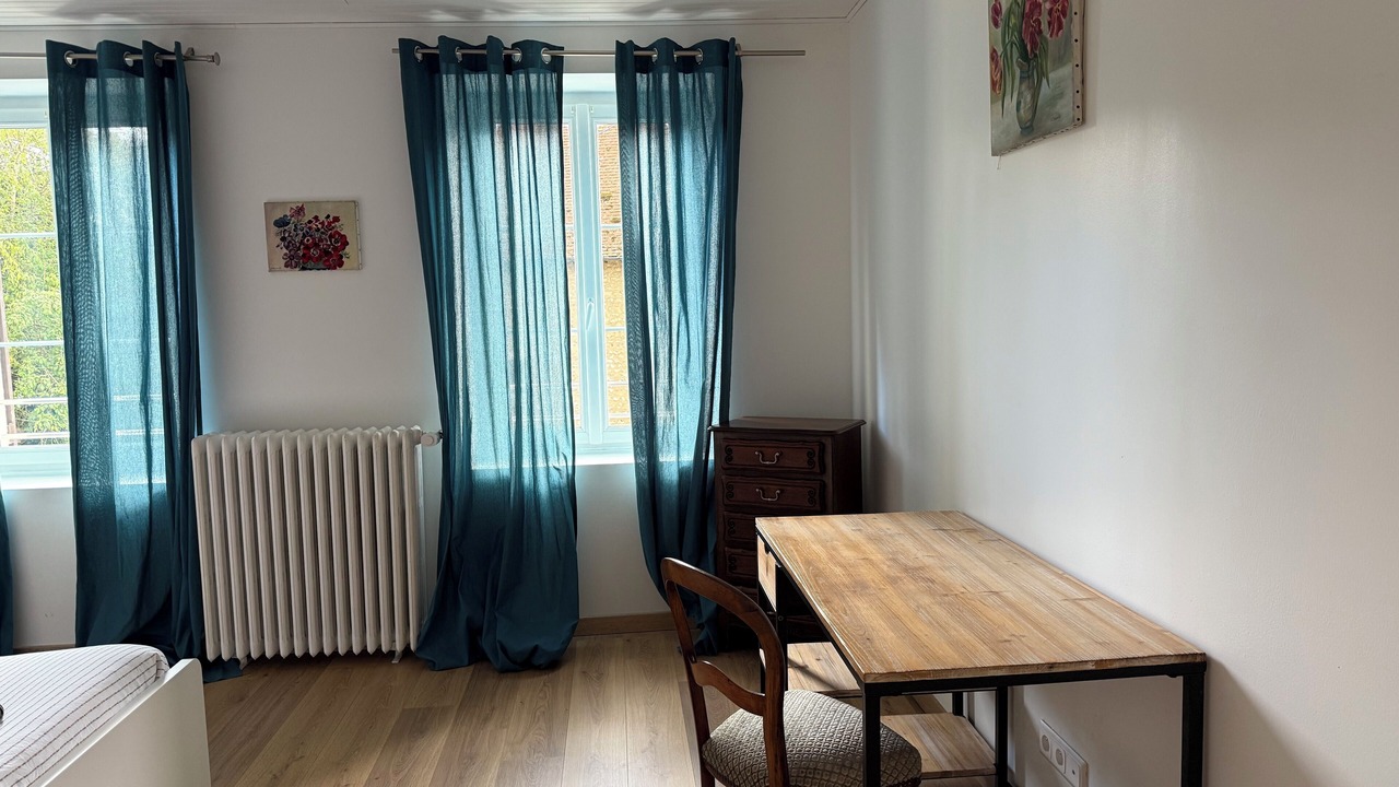 Photo of Bedroom in Breuilpont