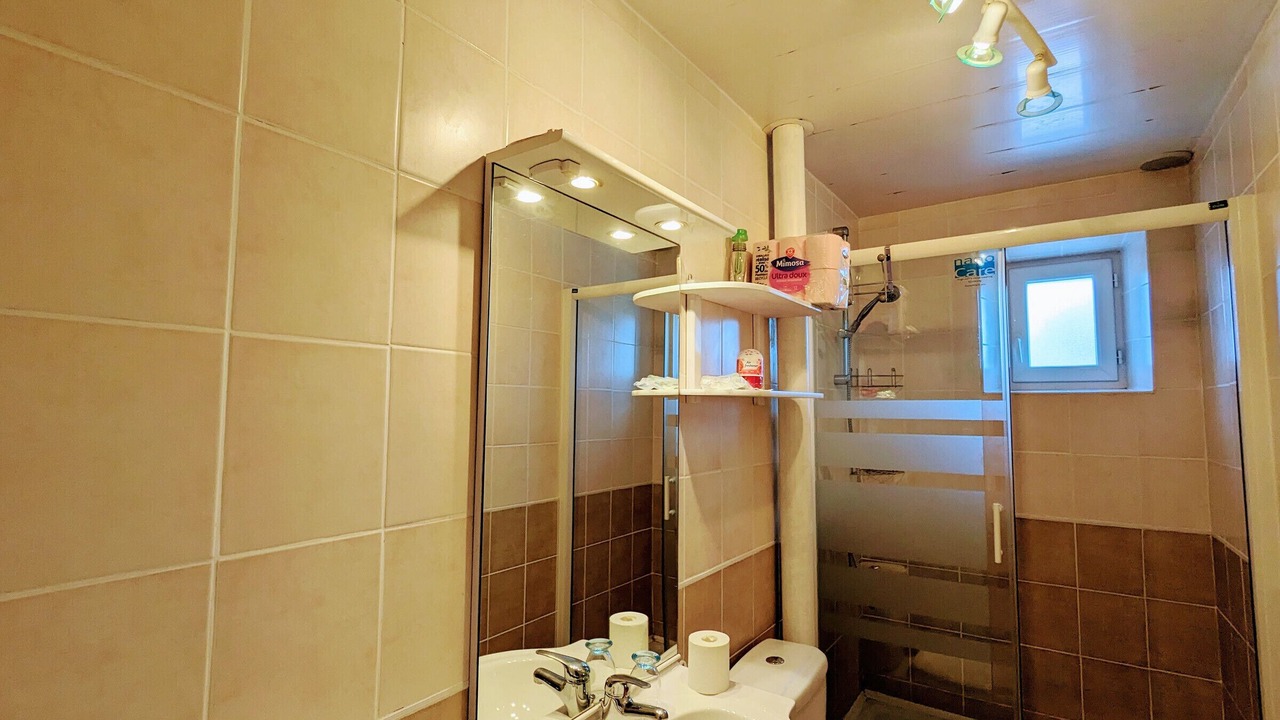 Photo of Bathroom in Saint-Hilaire-sur-Benaize