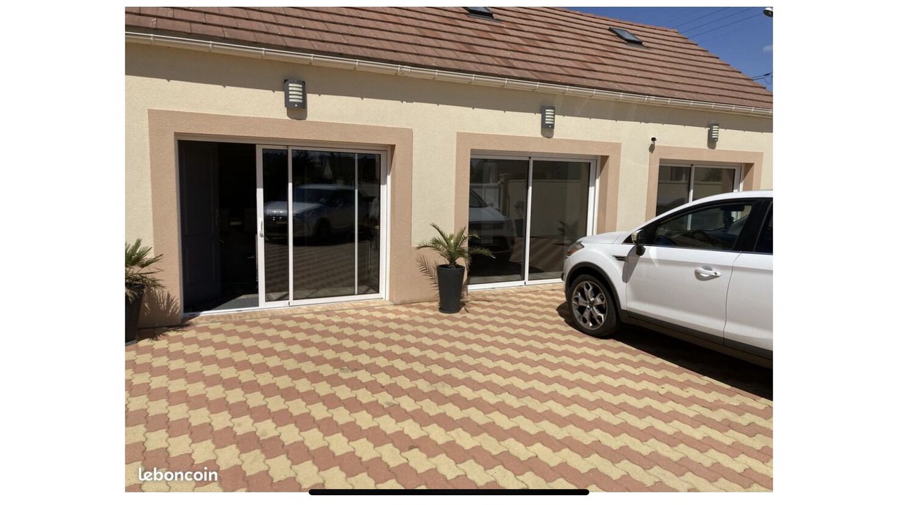 Photo of Outdoor in Pitres