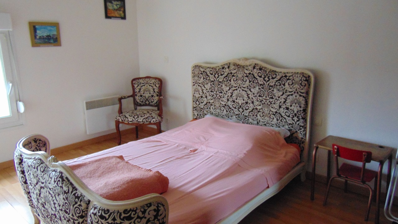 Photo of Bedroom in Douchy-les-Ayette