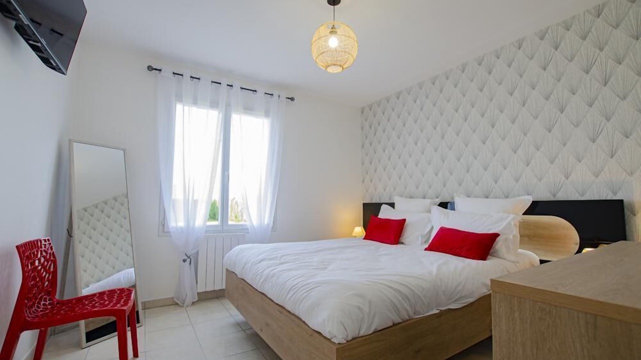Photo of Bedroom in Puits-et-Nuisement