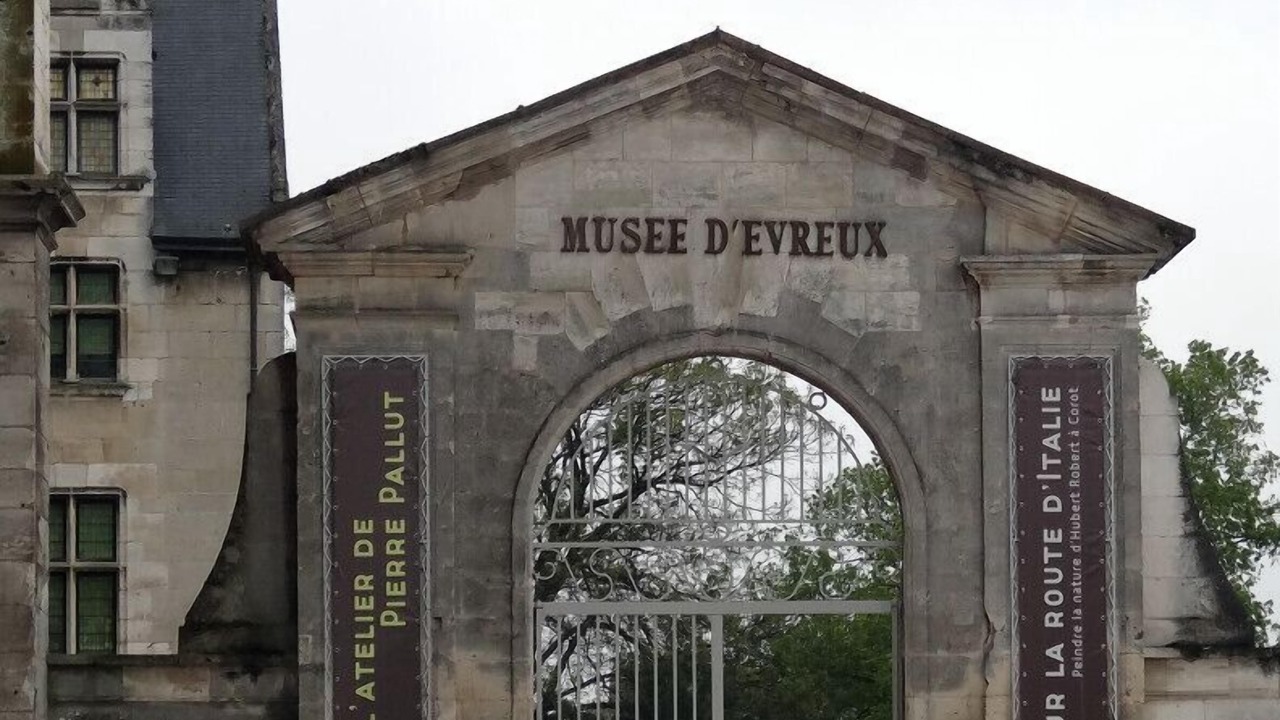 Photo of Others in Evreux