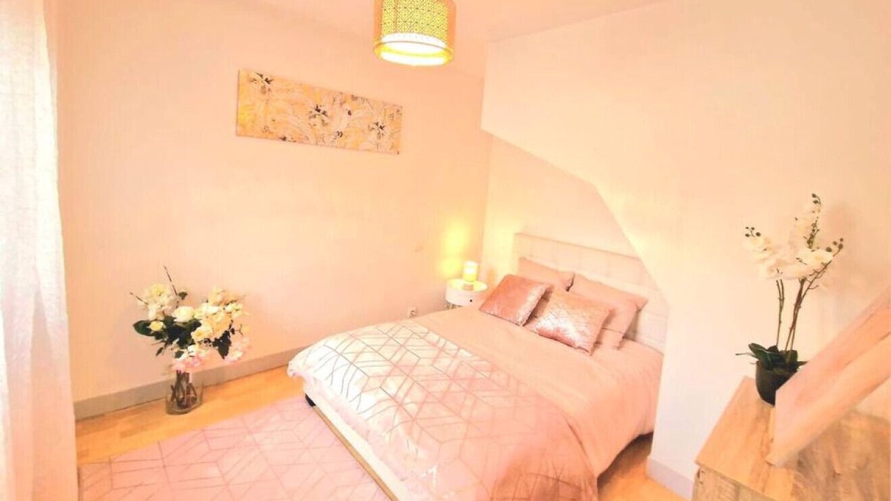 Photo of Bedroom in Evreux