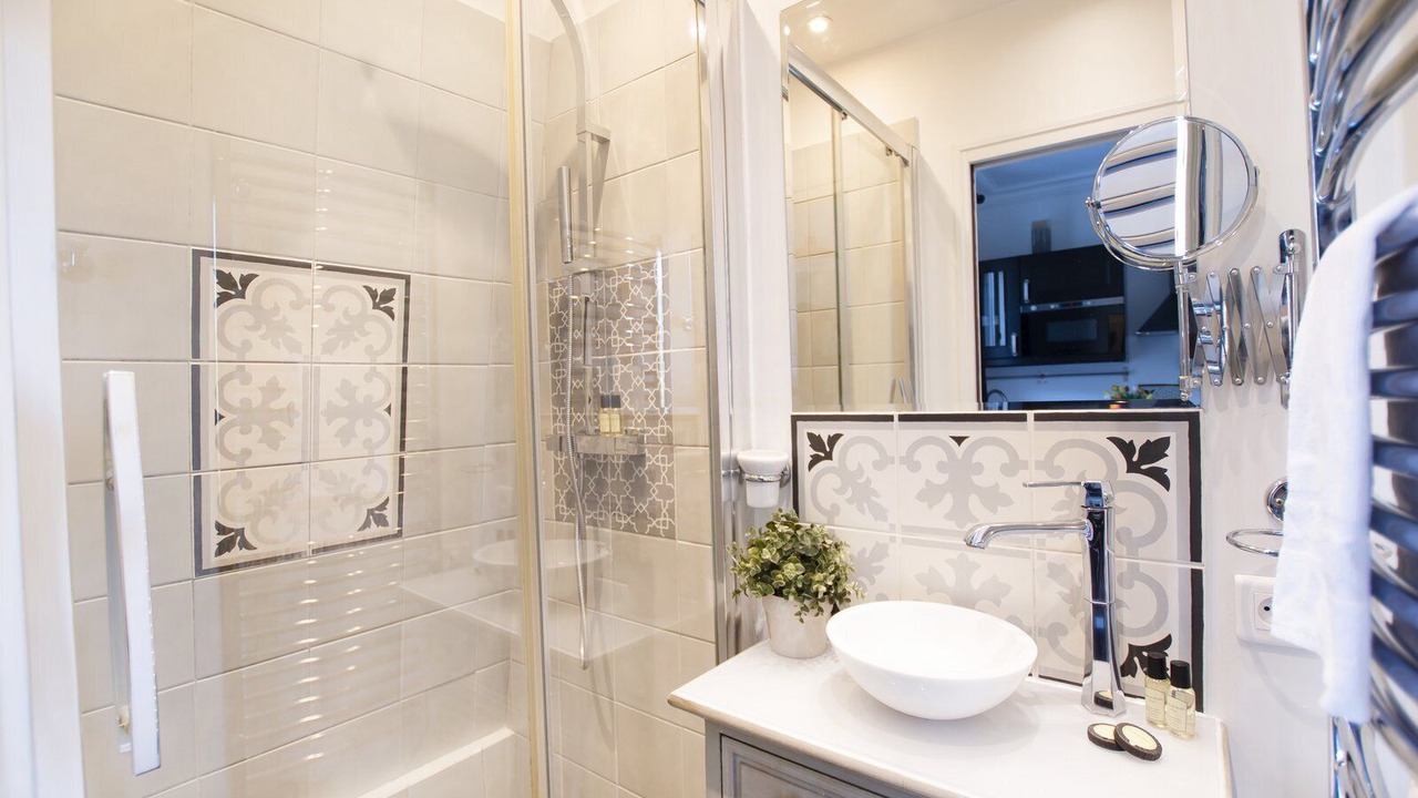 Photo of Bathroom in Les Iles