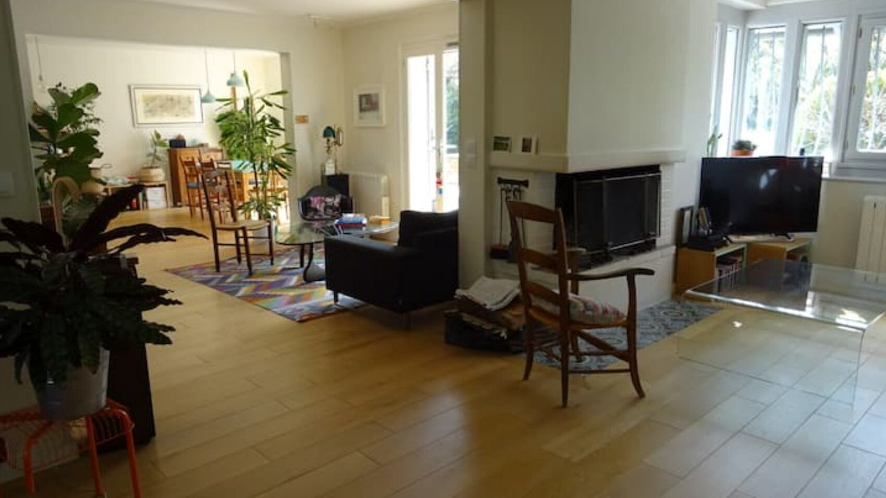 Photo of Livingroom in Mareil-Marly