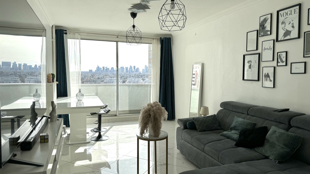 Photo of Livingroom in Gennevilliers