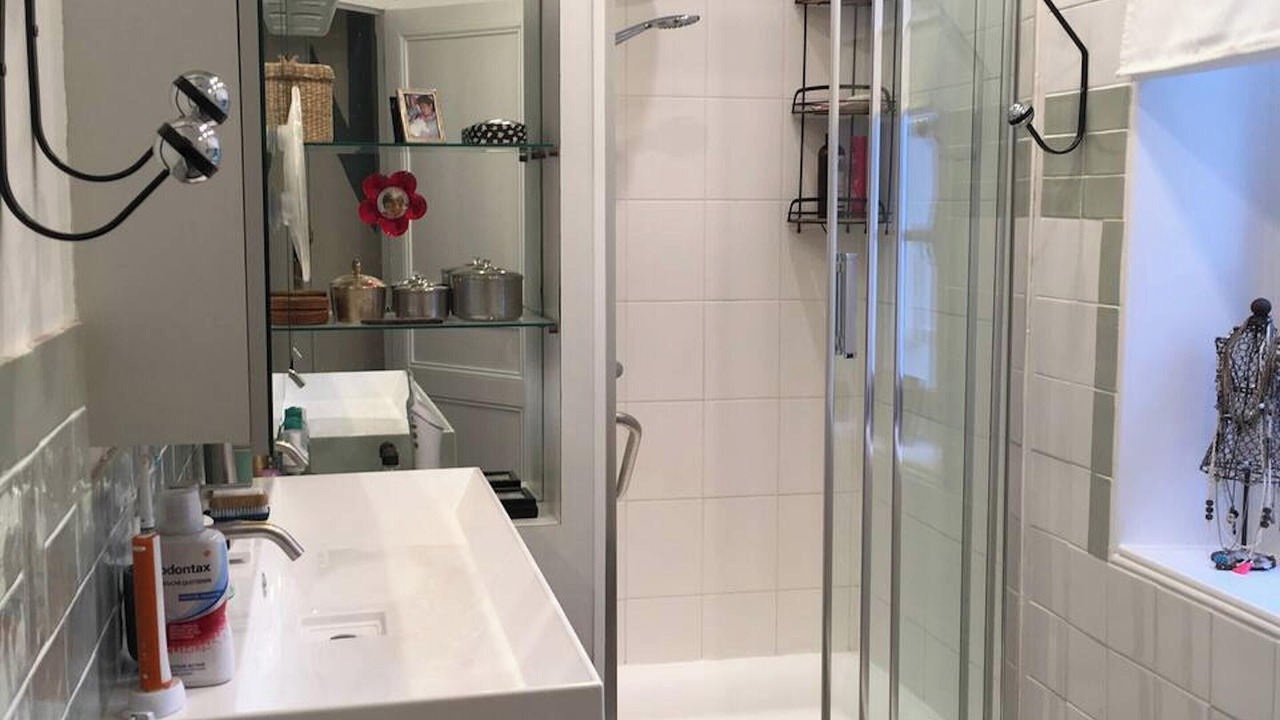 Photo of Bathroom in Vienne-en-Arthies