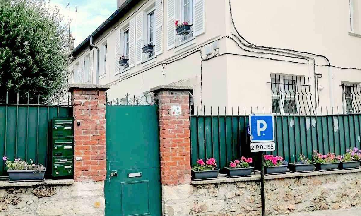 Photo of Outdoor in Le Chesnay