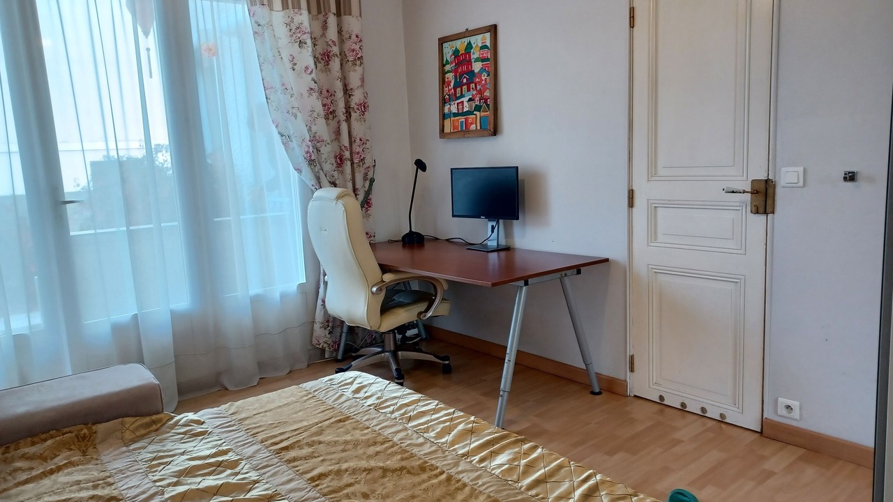 Photo of Bedroom in Bry-sur-Marne