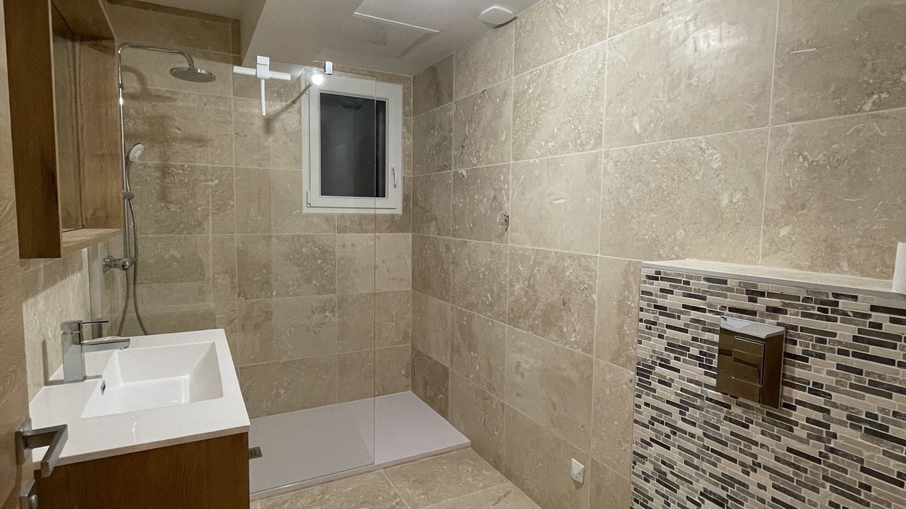 Photo of Bathroom in Saint-Pargoire