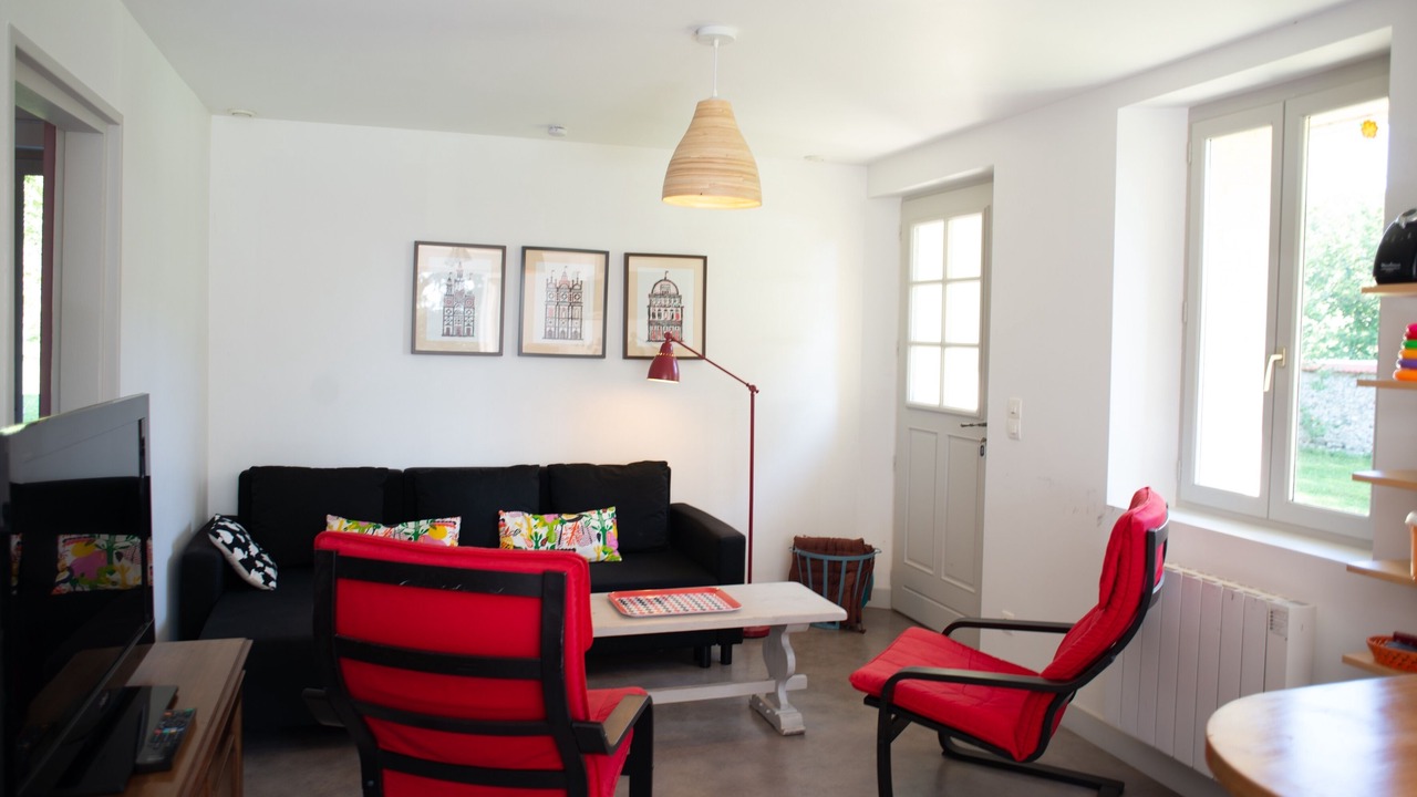 Photo of Livingroom in Bezu-Saint-Eloi