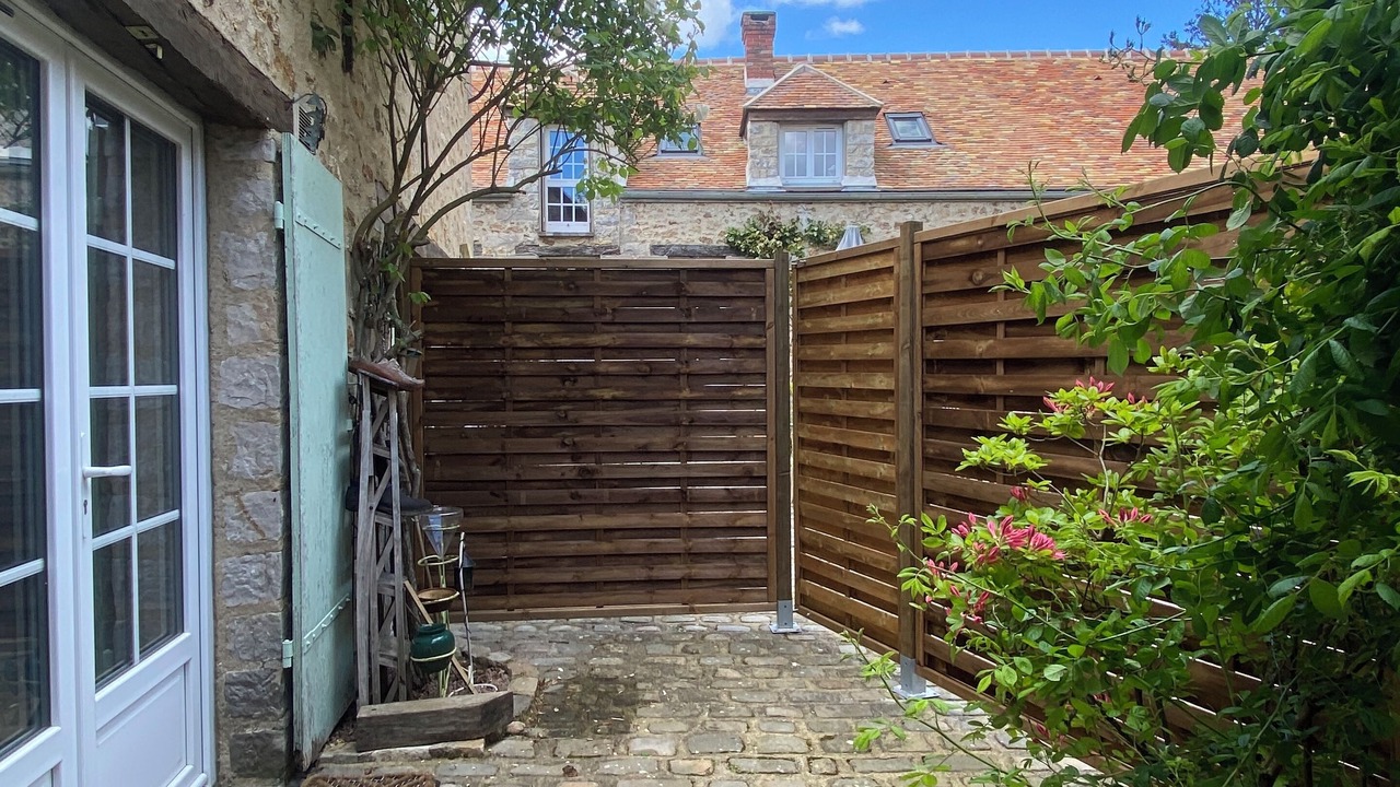 Photo of Patio Balcony in Fleury-en-Biere