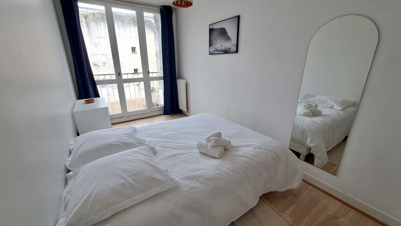 Photo of Bedroom in Notre-Dame