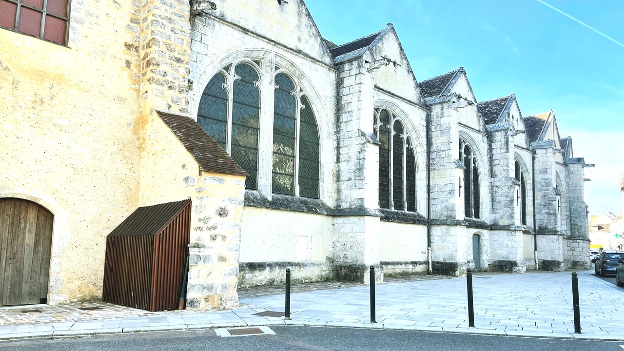 Photo of Others in Provins