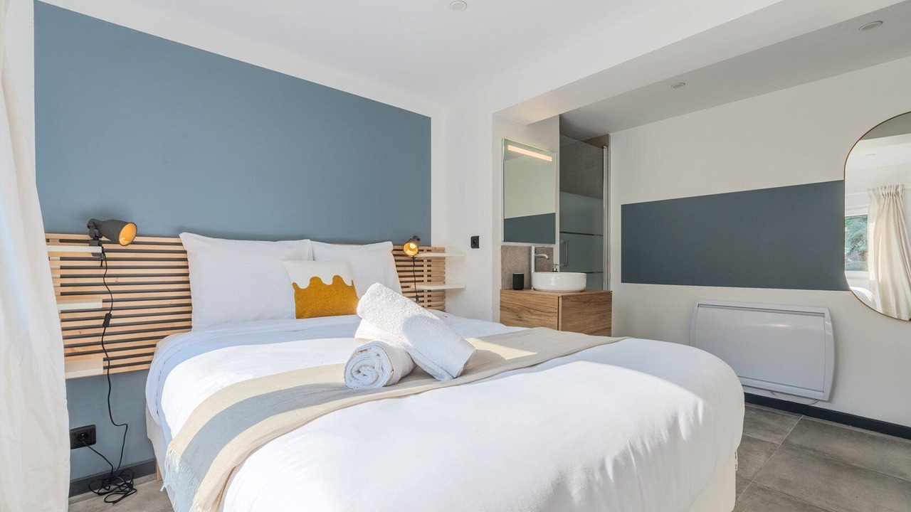 Photo of Bedroom in La Madeleine