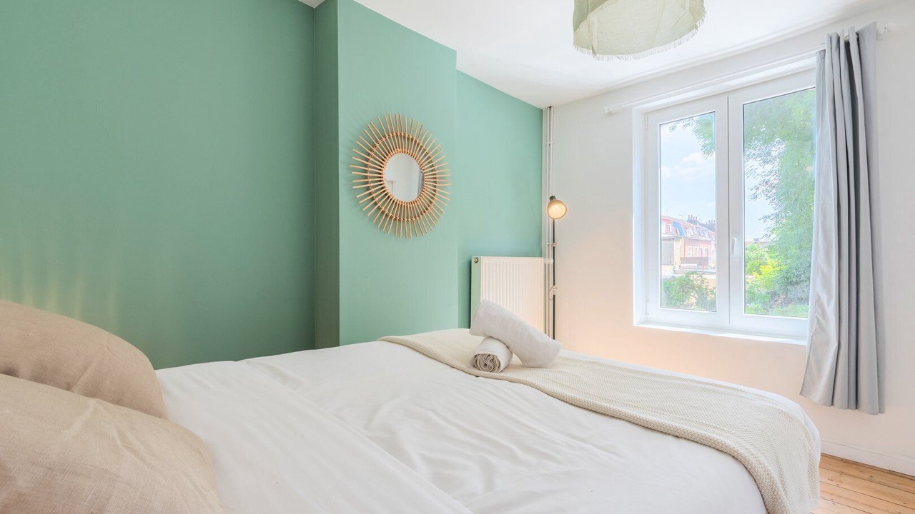 Photo of Bedroom in Fives