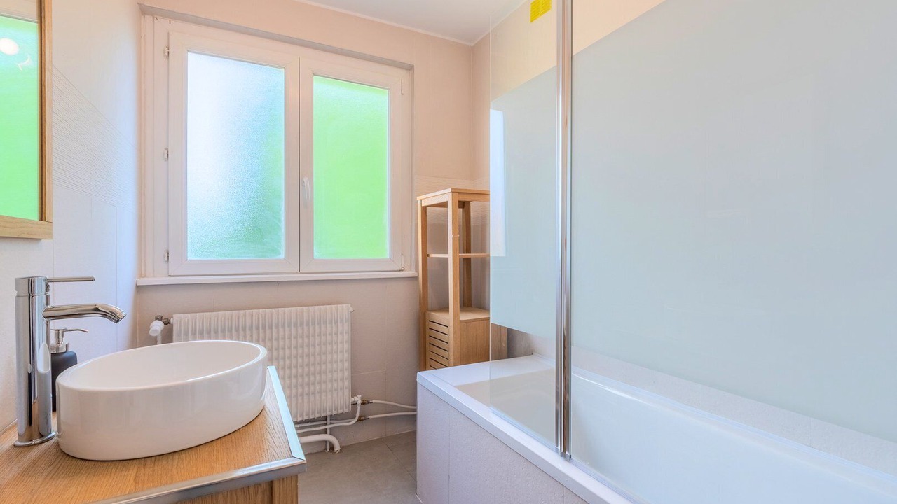 Photo of Bathroom in Lambersart