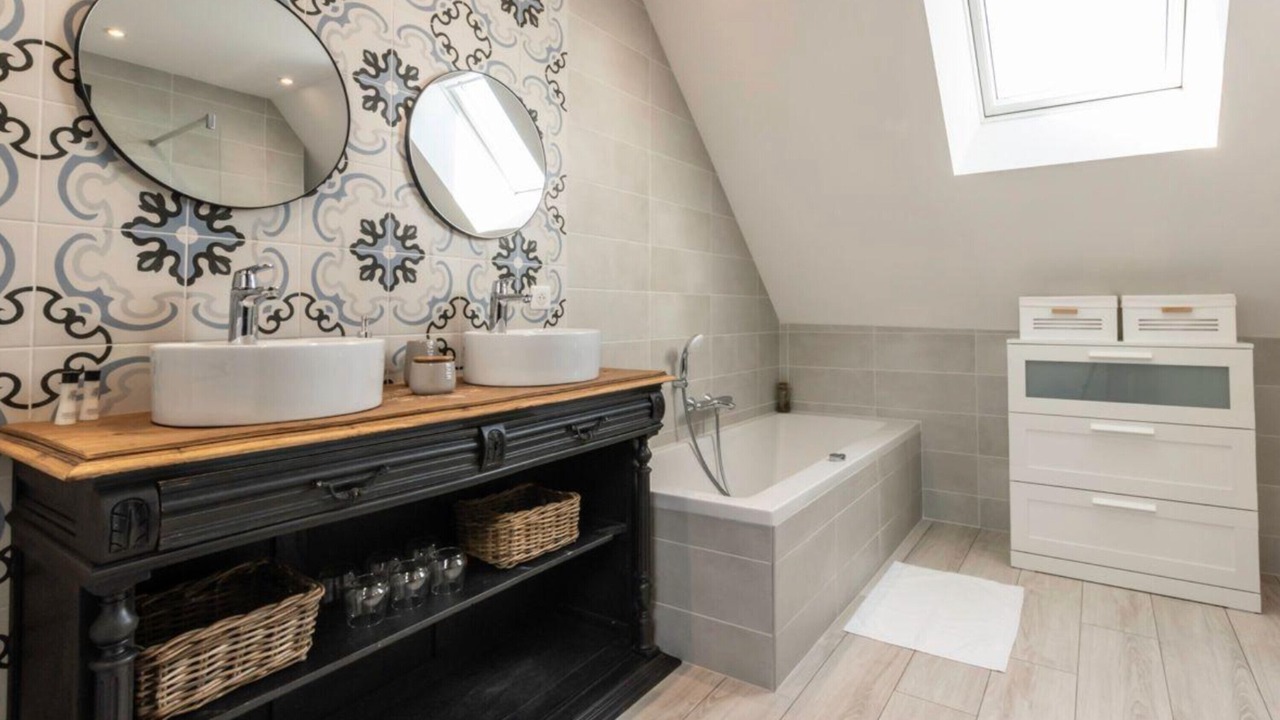 Photo of Bathroom in Venteuil