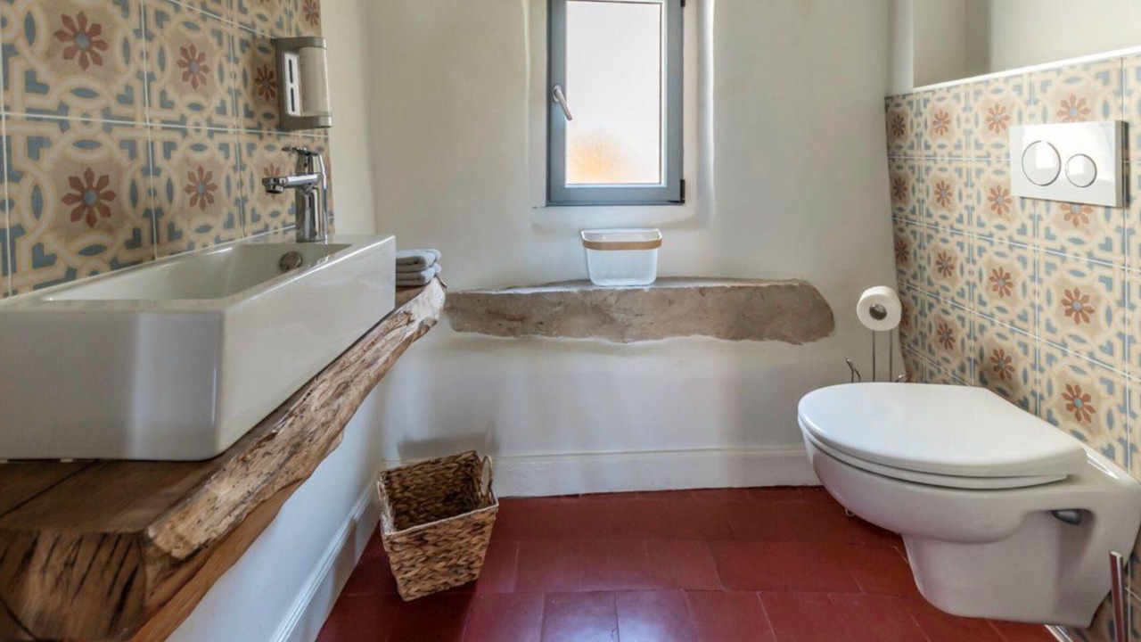 Photo of Bathroom in Venteuil
