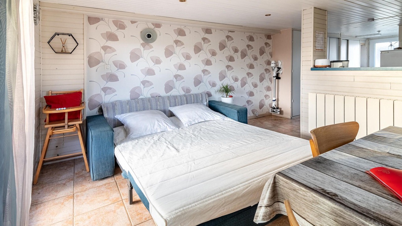 Photo of Bedroom in Criquetot-lʼEsneval