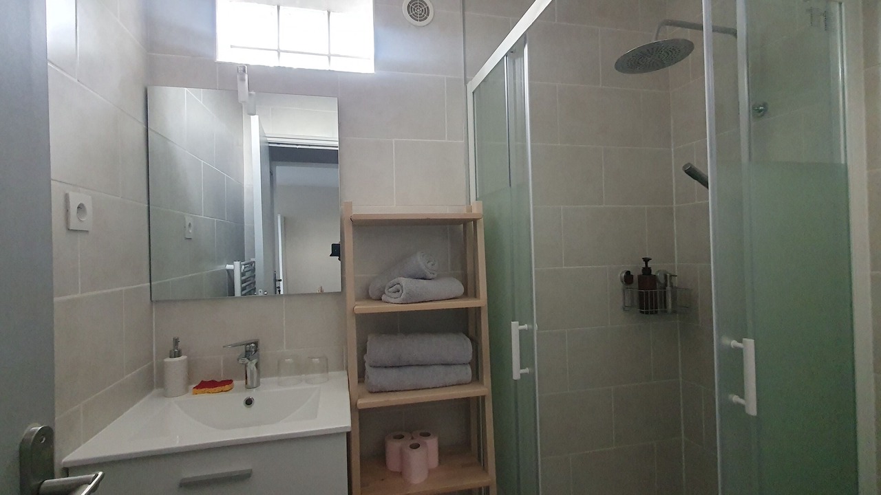 Photo of Bathroom in Houilles