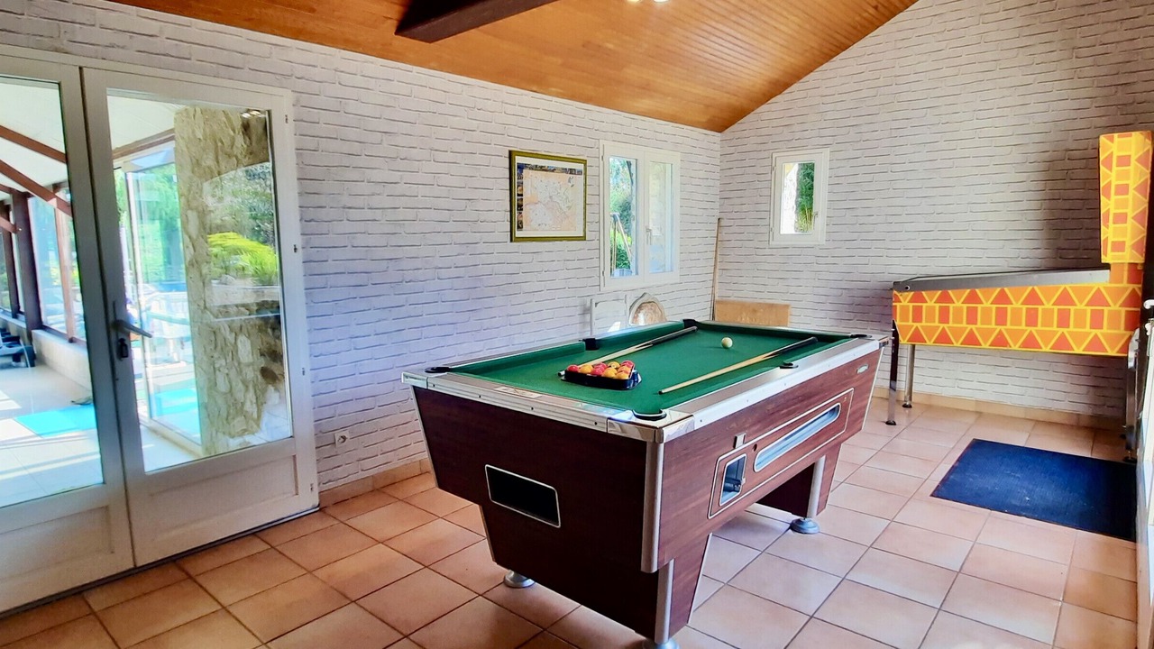 Photo of Bedroom in Huille