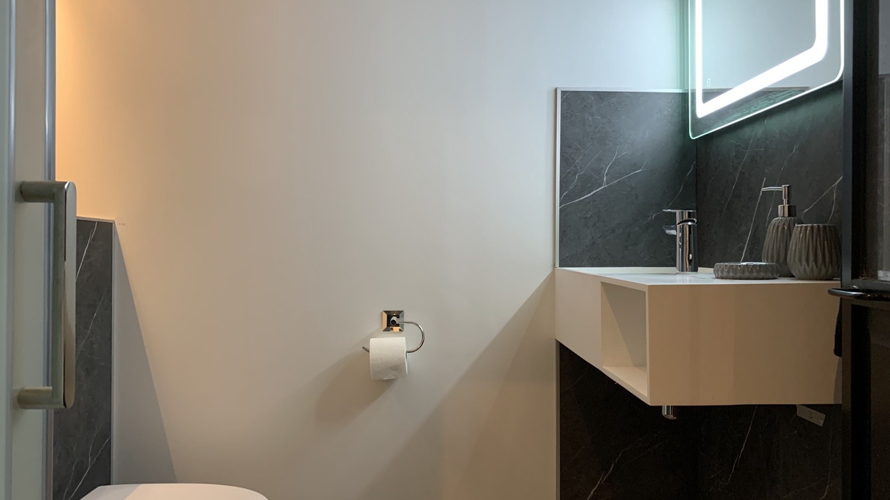 Photo of Bathroom in Downtown Le Havre