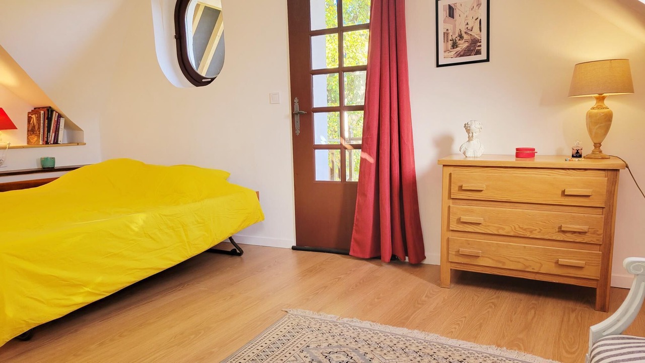 Photo of Bedroom in Villeneuve-sur-Bellot