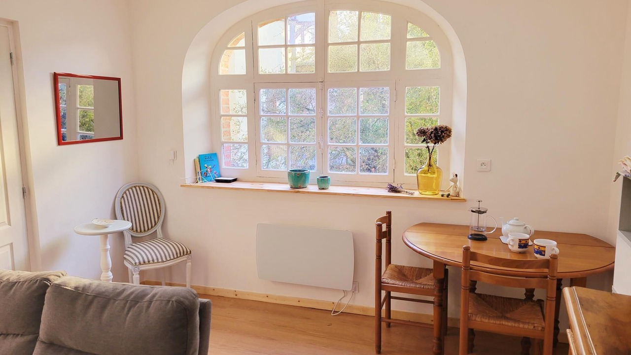 Photo of Livingroom in Villeneuve-sur-Bellot