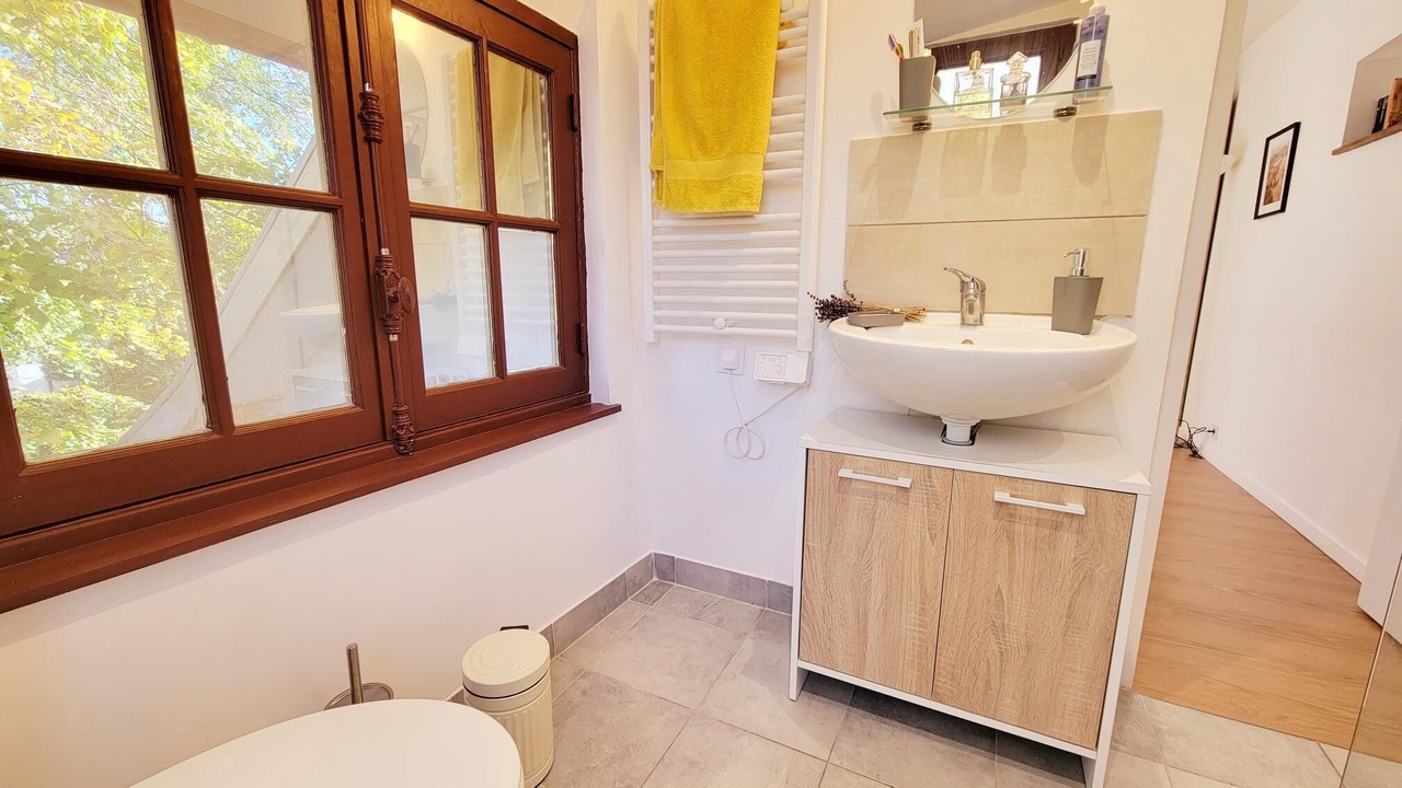 Photo of Bathroom in Villeneuve-sur-Bellot