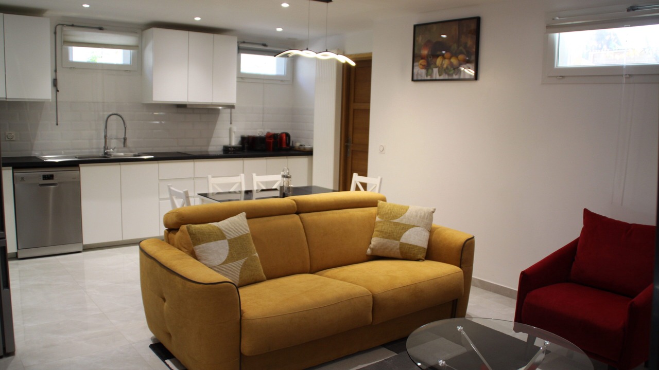 Photo of Livingroom in Argenteuil