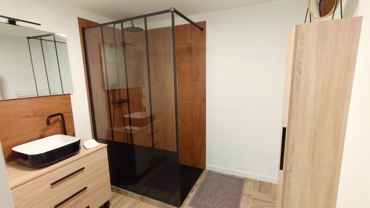 Photo of Bathroom in Varennes-Changy