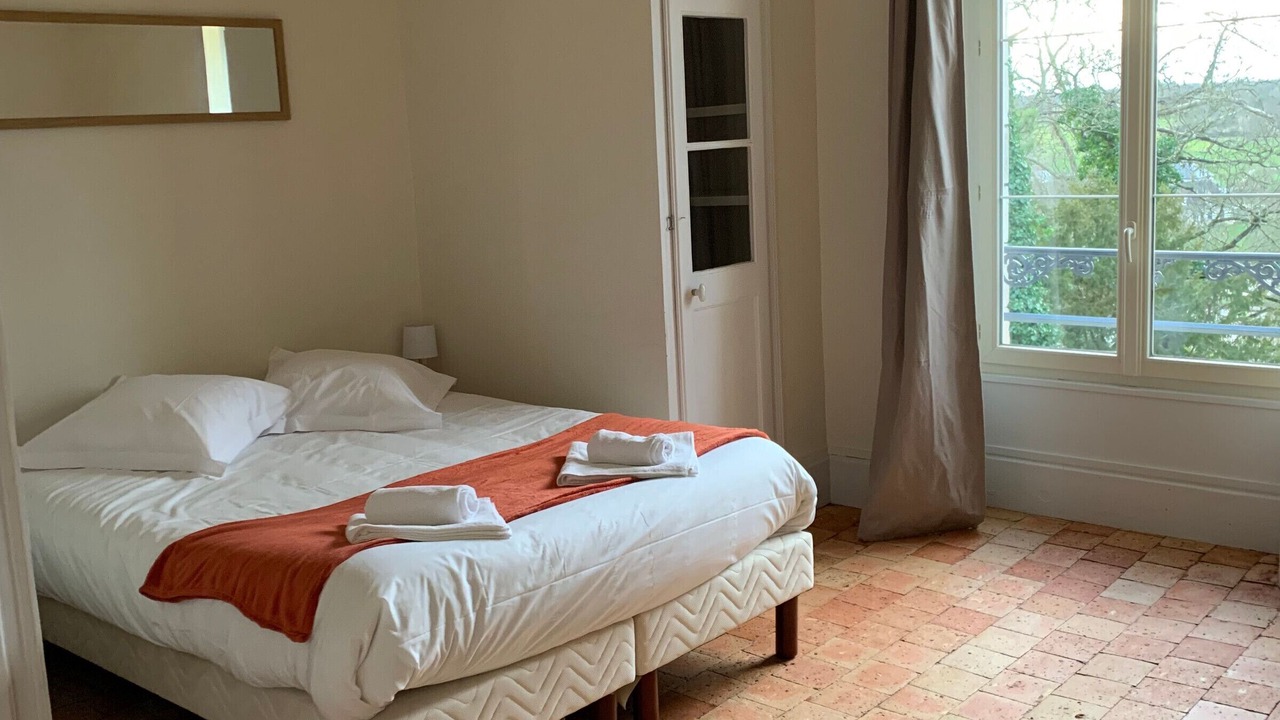 Photo of Bedroom in Juigne-sur-Sarthe
