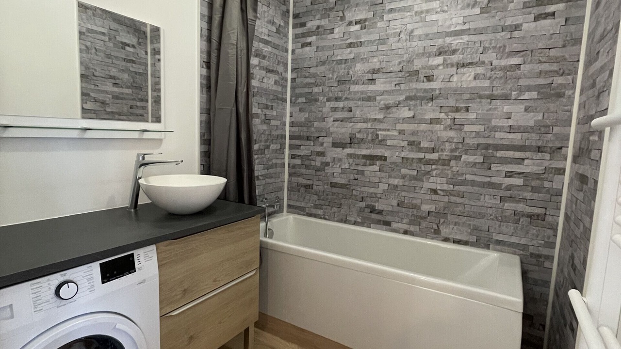 Photo of Bathroom in Noyen-sur-Sarthe