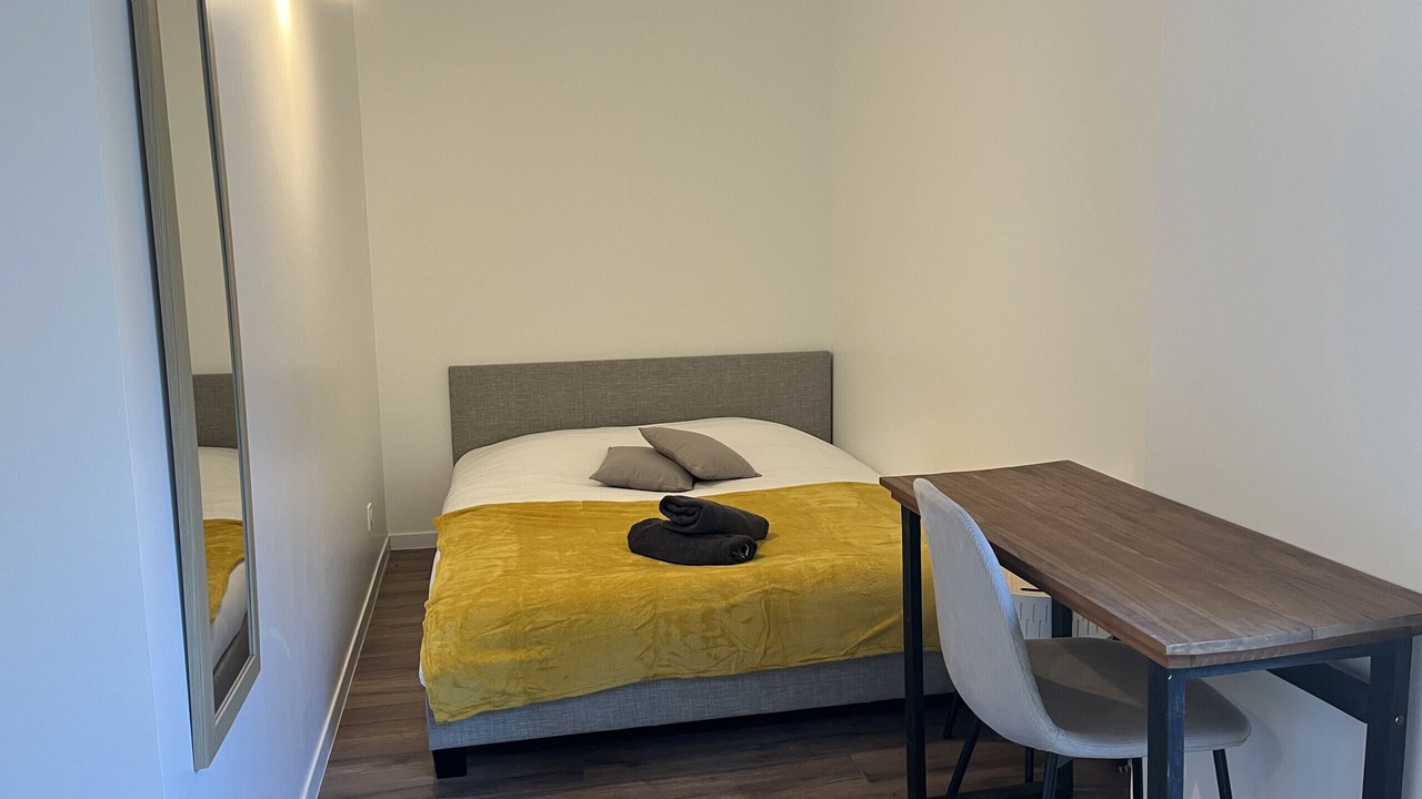 Photo of Bedroom in Republique