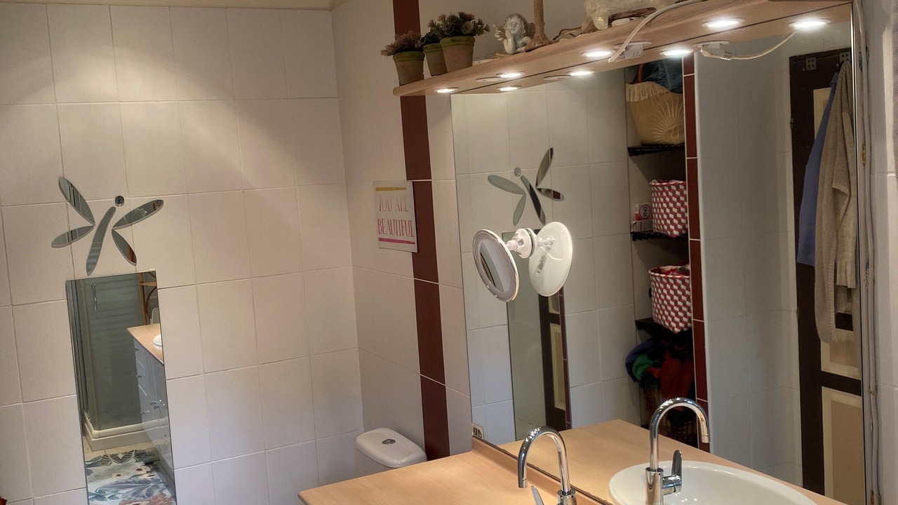 Photo of Bathroom in Jonquieres