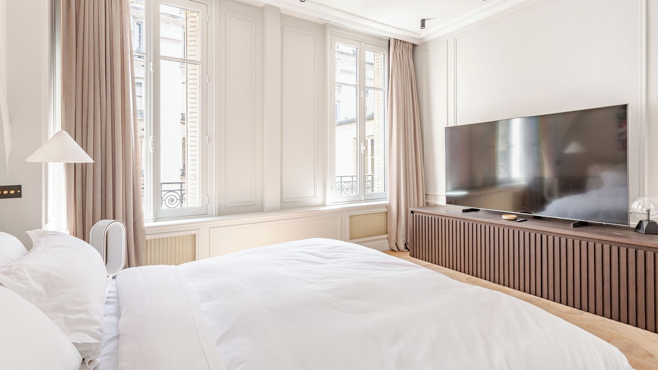 Photo of Bedroom in Champs-Elysees