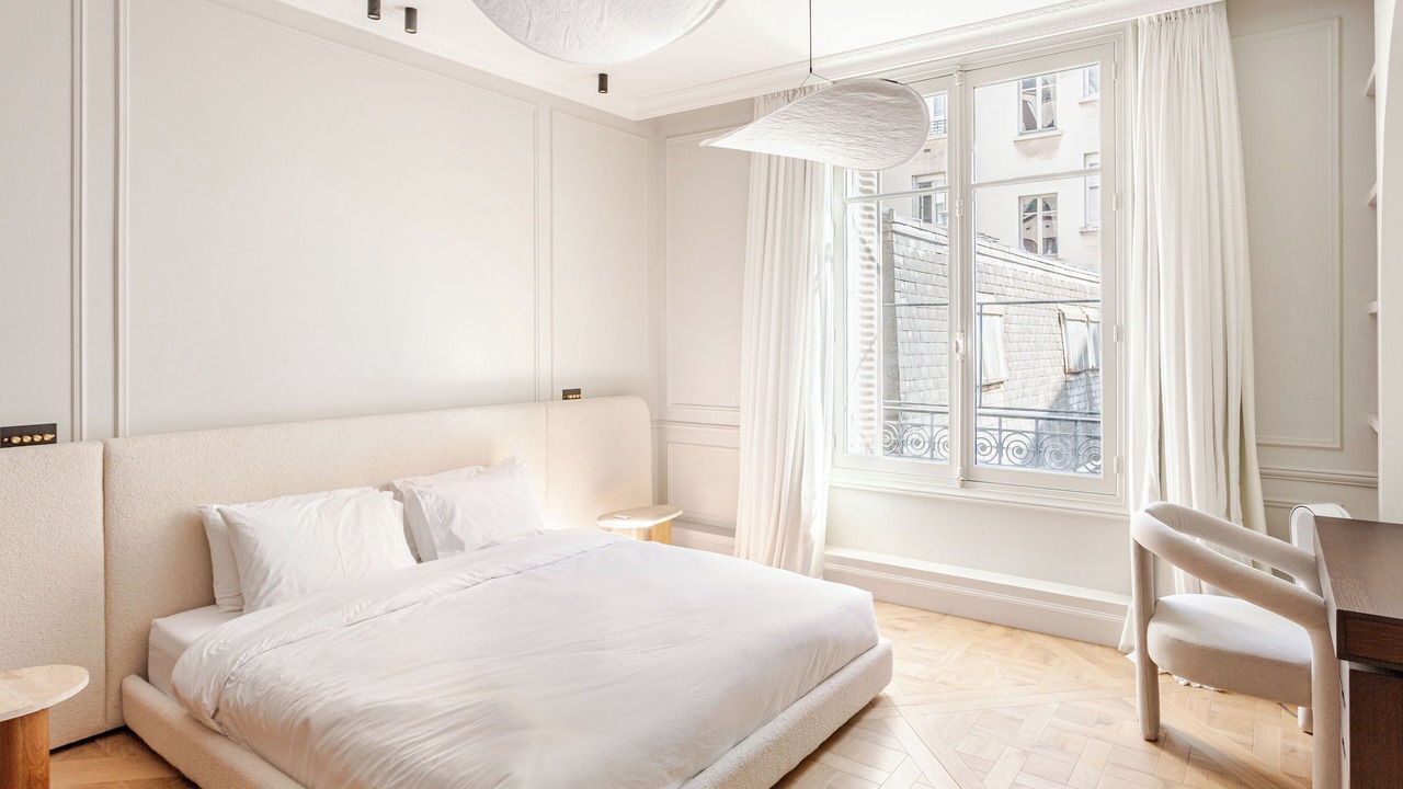 Photo of Bedroom in Champs-Elysees
