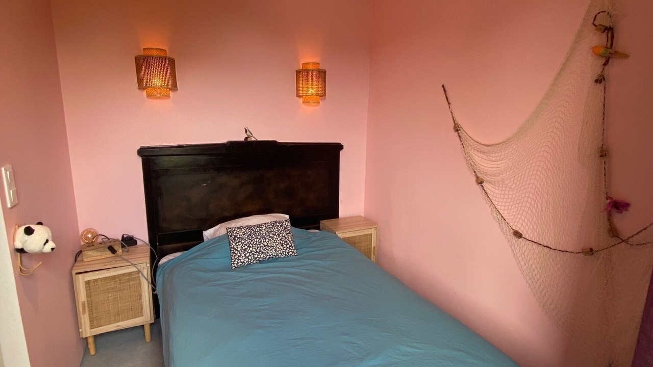 Photo of Bedroom in Poil