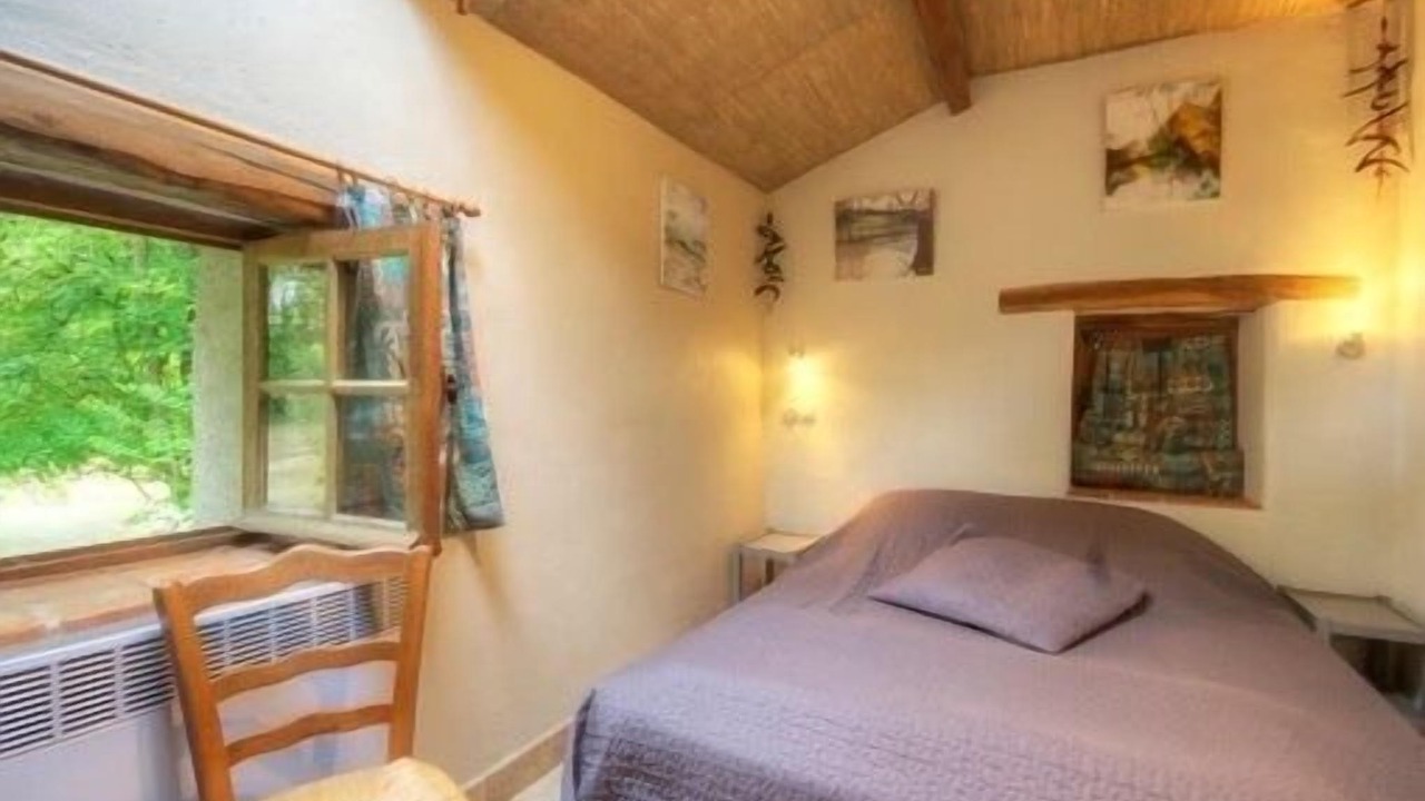 Photo of Bedroom in Buffon