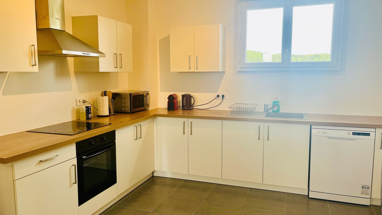 Photo of Kitchen in Villeneuve-Saint-Denis