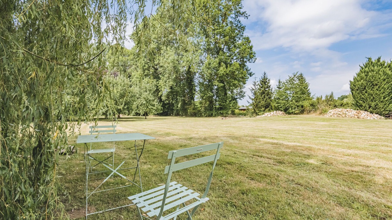 Photo of Outdoor in Neuvy